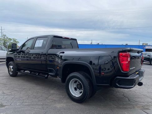 Used 2023 Chevrolet Silverado 3500 W/T w/ Gooseneck/5TH Wheel Package AWD/4WD image 6