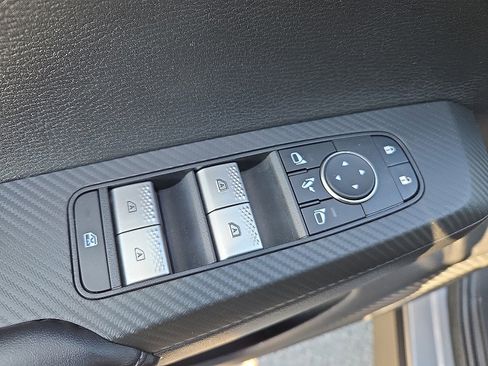 Used 2022 Mitsubishi Outlander SEL image 16