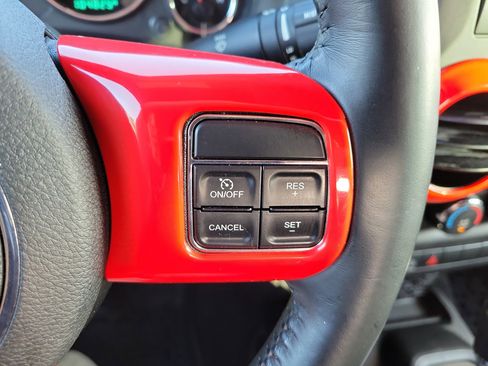 Used 2018 Jeep Wrangler Unlimited Sport w/ Connectivity Group image 22