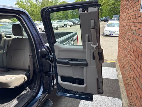 Used 2019 Ford F250 XL w/ STX Appearance Package image 30