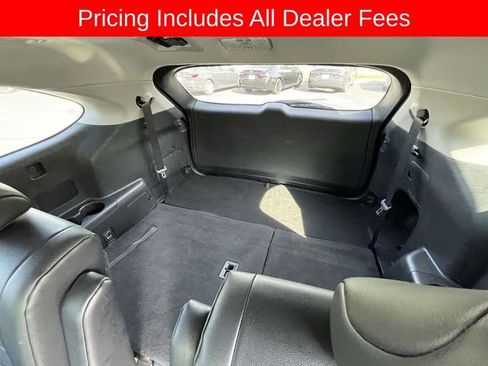 Used 2024 Toyota Highlander XLE AWD/4WD image 18