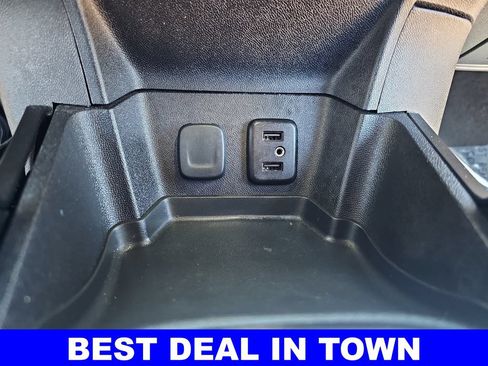 Used 2018 Chevrolet Volt Premier w/ Driver Confidence Package FWD image 24