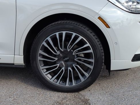Used 2021 Lincoln Corsair Reserve w/ Equipment Group 201A AWD/4WD image 10