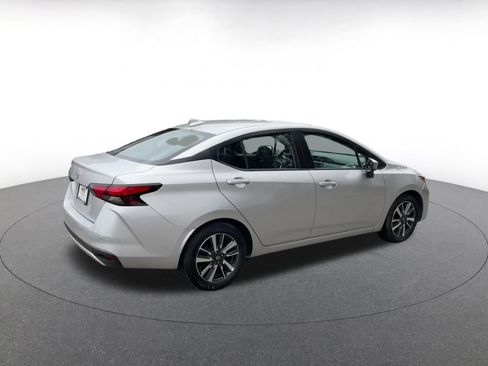 Used 2025 Nissan Versa SV image 14