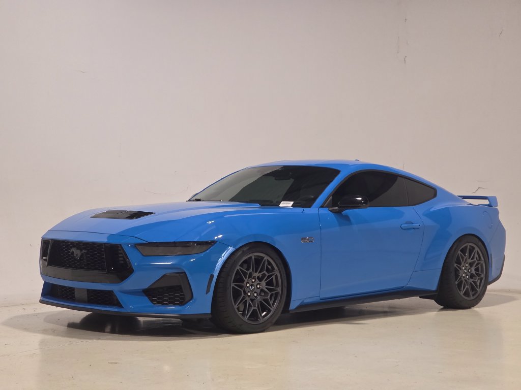 Used 2026 Ford Mustang GT Premium RWD image 1