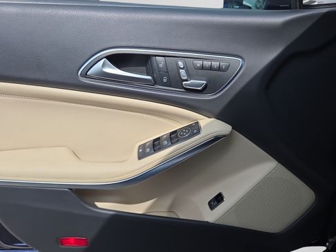 Certified 2017 Mercedes-Benz CLA 250 image 33