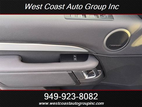 Used 2020 Land Rover Discovery Landmark AWD/4WD image 28