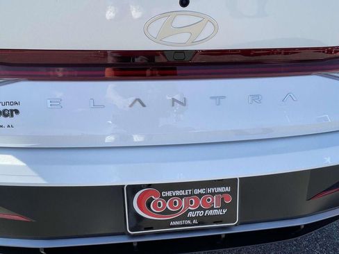 New 2026 Hyundai Elantra SEL Sport Premium image 28