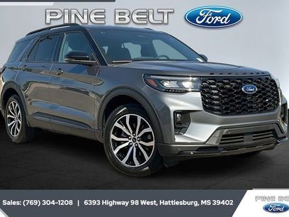 New 2025 Ford Explorer ST-Line w/ Premium Package