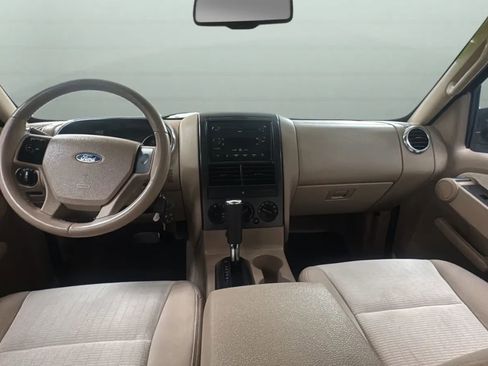 Used 2007 Ford Explorer XLT RWD image 9