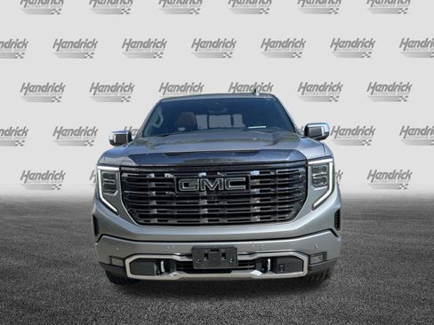 Used 2023 GMC Sierra 1500 Denali Ultimate AWD/4WD image 3