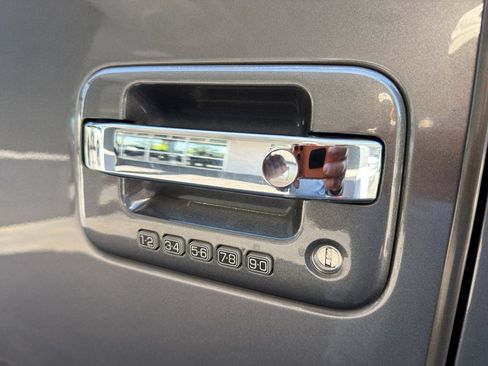 Used 2012 Ford F150 Platinum AWD/4WD image 23