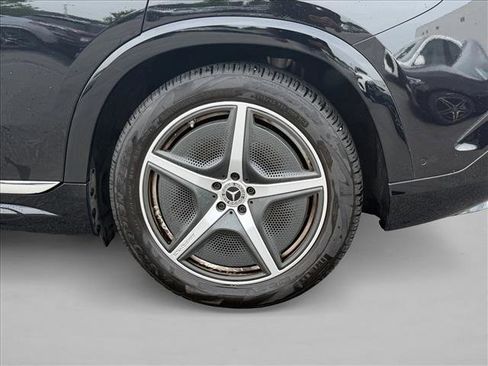 Used 2023 Mercedes-Benz EQS 580 4MATIC SUV image 9