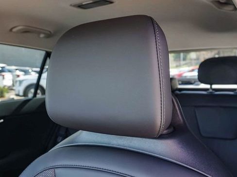 New 2026 Kia Niro Wind FWD image 27