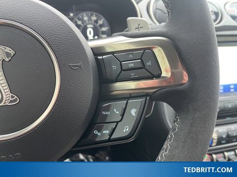 Used 2021 Ford Mustang Shelby GT500 w/ Technology Package image 23