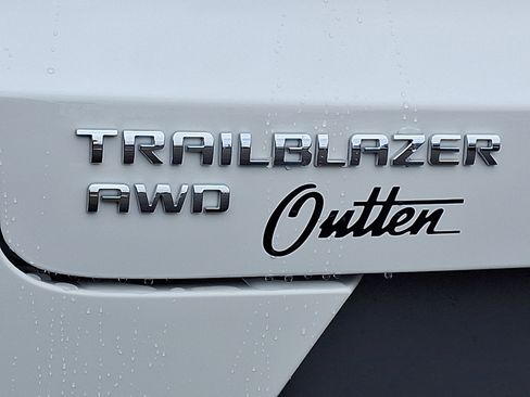 New 2026 Chevrolet TrailBlazer LT AWD/4WD image 11