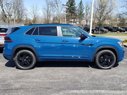 New 2026 Volkswagen Atlas Cross Sport SEL R-Line AWD/4WD image 2