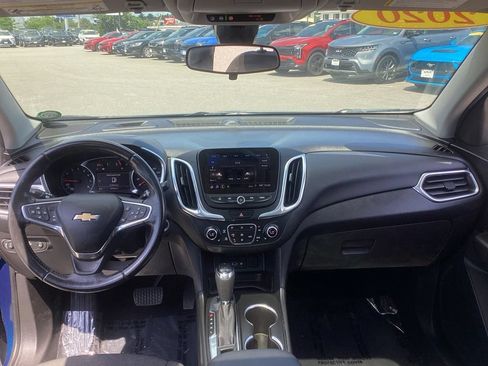 Used 2020 Chevrolet Equinox LT AWD/4WD image 16