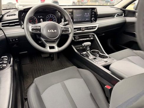 Used 2023 Kia K5 LXS image 11