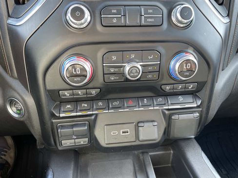 Used 2019 GMC Sierra 1500 AT4 w/ AT4 Premium Package image 20