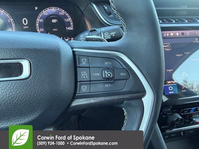 Used 2023 Jeep Grand Cherokee L Limited w/ Luxury Tech Group II AWD/4WD image 25