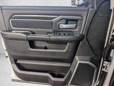 Used 2021 RAM 2500 Laramie AWD/4WD image 10