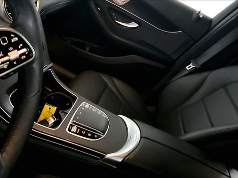 Certified 2021 Mercedes-Benz GLC 300 4MATIC image 17