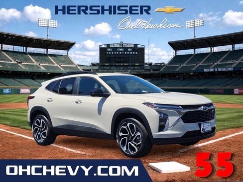 New 2026 Chevrolet Trax RS w/ Sunroof Package FWD image 1
