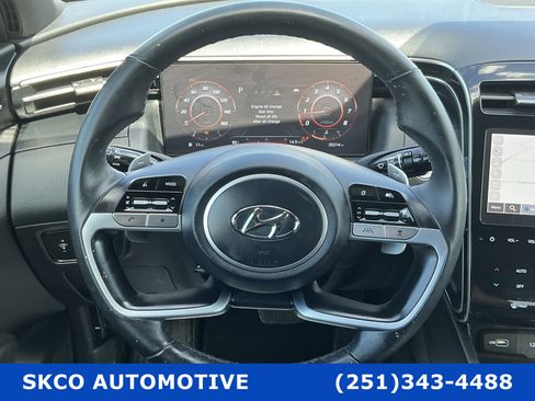 Used 2023 Hyundai Santa Cruz SEL Premium image 18