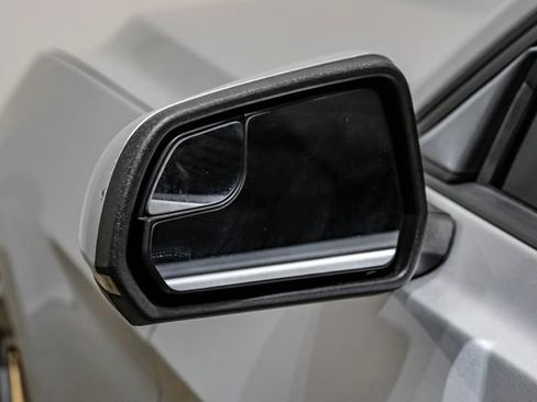Used 2015 Ford Mustang Premium RWD image 29