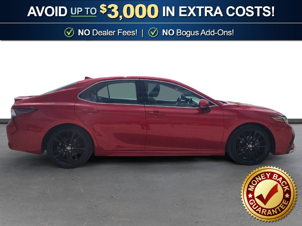 Used 2024 Toyota Camry XSE FWD image 8