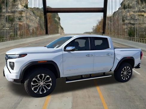 New 2026 GMC Canyon Denali AWD/4WD image 4