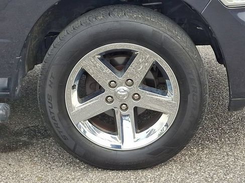 Used 2018 RAM 1500 Express w/ Express Value Package AWD/4WD image 28