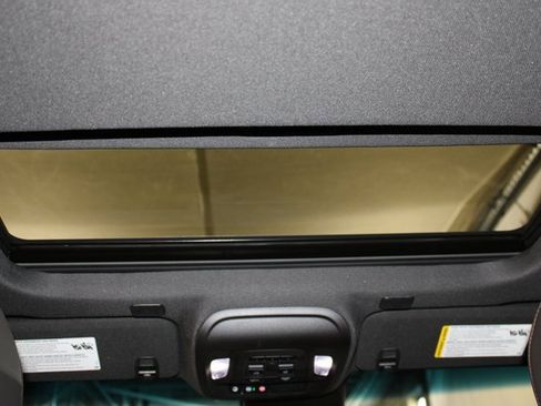 Used 2025 Cadillac CT4 Sport image 12