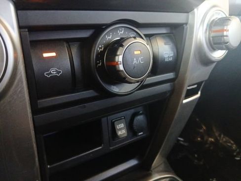 Used 2016 Toyota 4Runner SR5 Premium RWD image 13