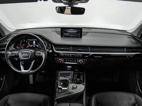 Used 2017 Audi Q7 3.0T Premium Plus w/ Premium Plus Package AWD/4WD image 16