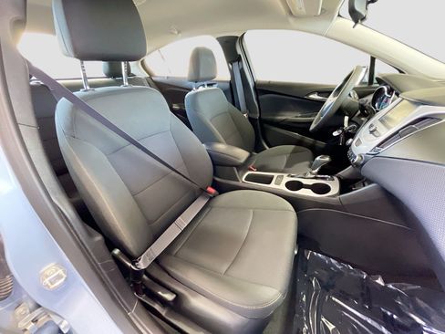 Used 2017 Chevrolet Cruze LS FWD image 16