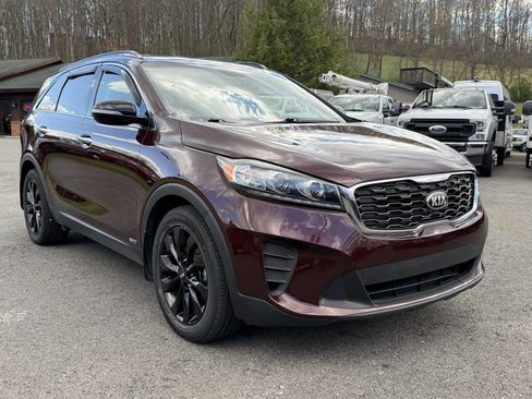 Used 2019 Kia Sorento S image 6