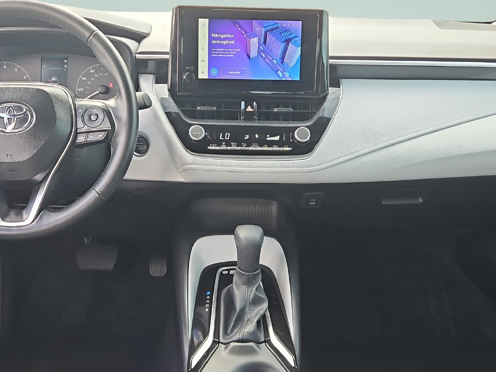 Certified 2025 Toyota Corolla SE FWD image 15