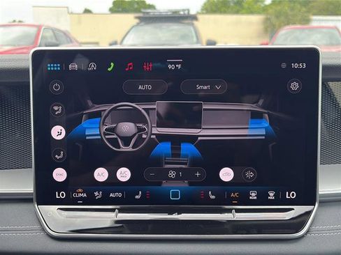 New 2026 Volkswagen Tiguan SE FWD image 24