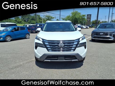 Used 2024 Nissan Rogue SL w/ SL Premium Package FWD image 8