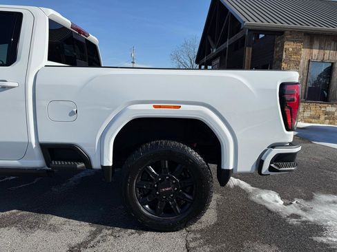 Used 2024 GMC Sierra 2500 AT4 w/ AT4 Premium Plus Package image 41
