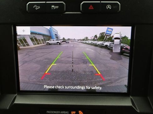 Used 2020 Ford F150 XLT w/ Equipment Group 302A Luxury AWD/4WD image 12