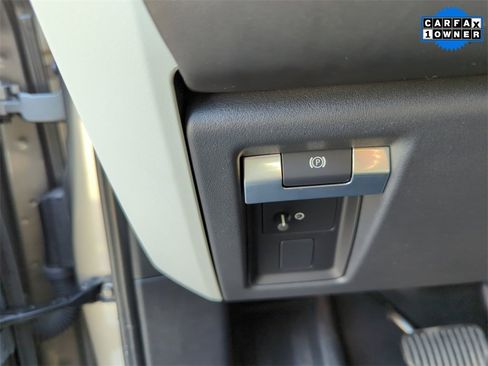 Used 2022 Land Rover Defender 110 X-Dynamic HSE image 23