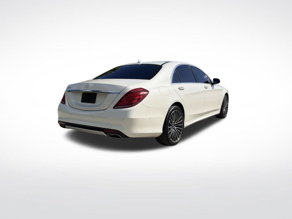 Used 2017 Mercedes-Benz S 550 Sedan image 5