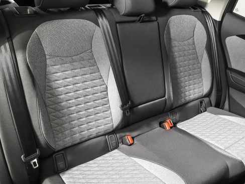 Used 2025 Volkswagen Tiguan S w/ 18" Wheel Package image 41