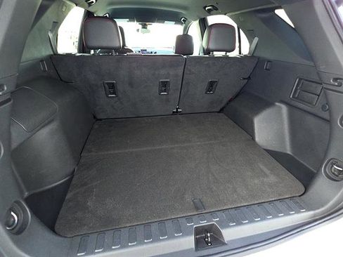Used 2023 Chevrolet Equinox RS w/ RS Leather Package FWD image 12