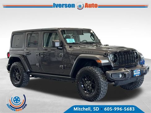 Used 2025 Jeep Wrangler Unlimited Sport AWD/4WD image 1