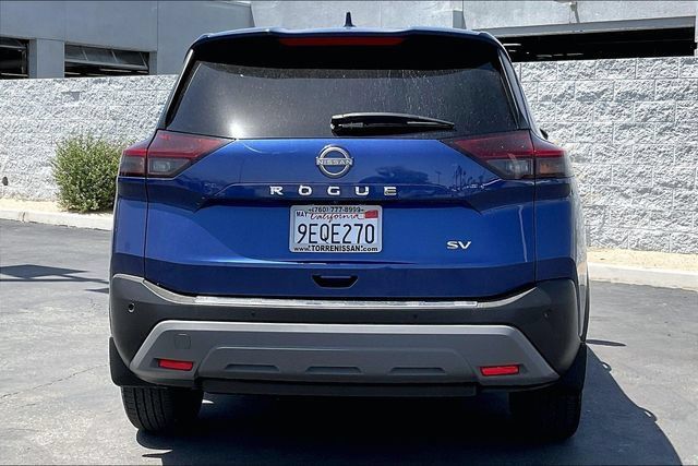 Used 2023 Nissan Rogue SV FWD image 3