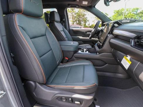 New 2026 GMC Yukon AT4 w/ AT4 Premium Plus Package AWD/4WD image 25